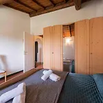 Al Castello - Elegante Residenz Mit Schwimmbad By Interhome 아파트 *